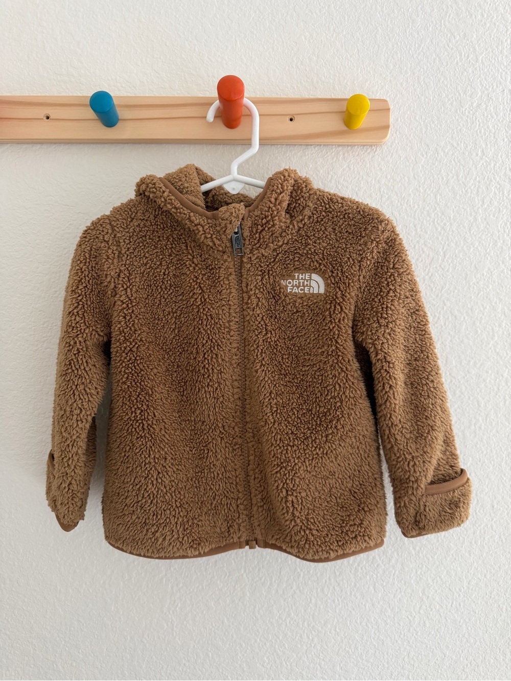 The North Face Kids Teddy Puffer Jacket in Brown